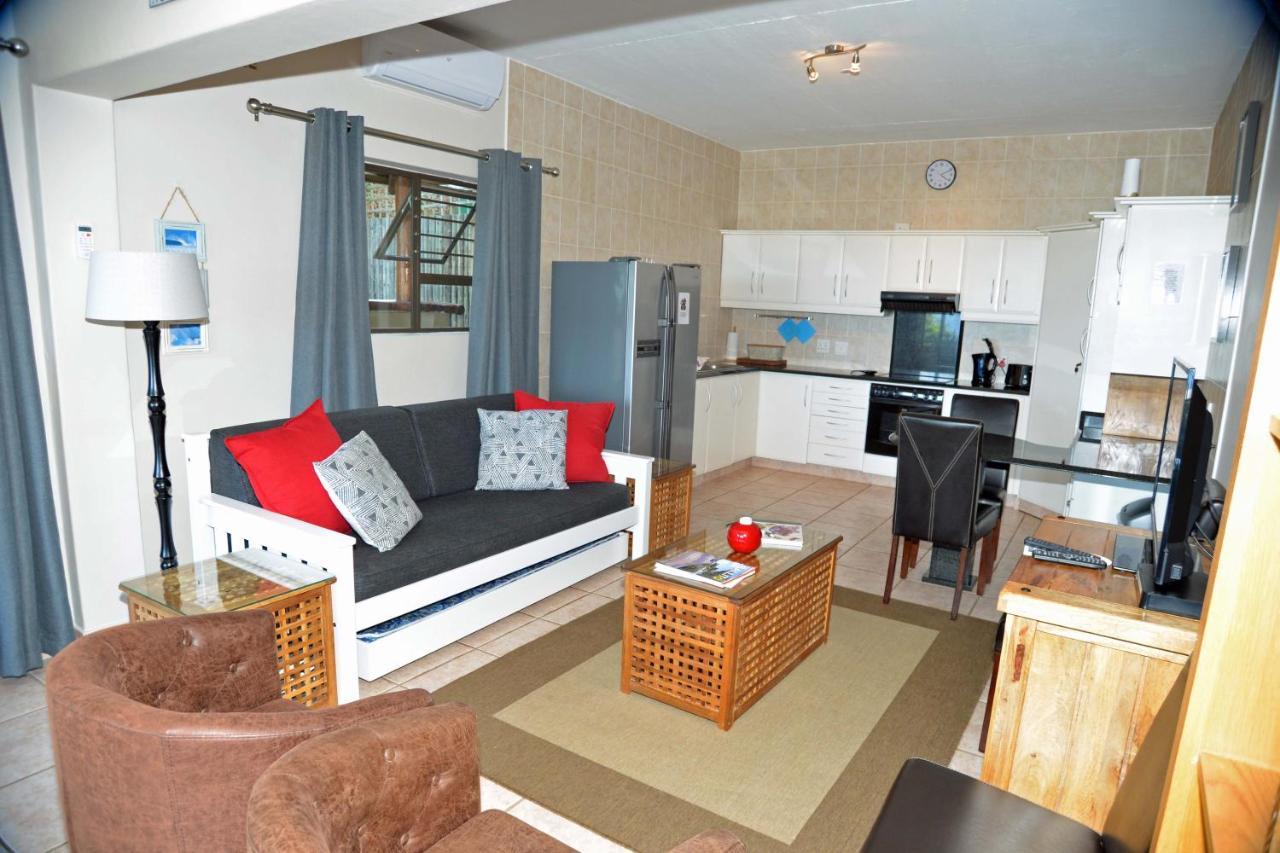 Billfish Apartments Балито Екстериор снимка