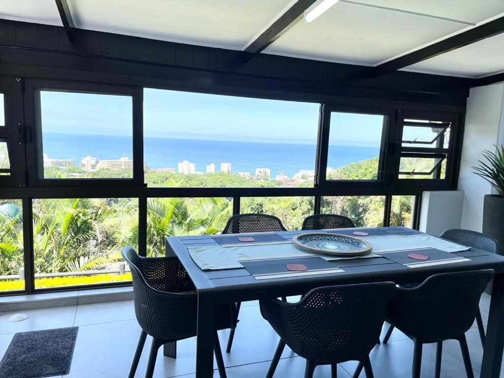 Billfish Apartments Балито Екстериор снимка
